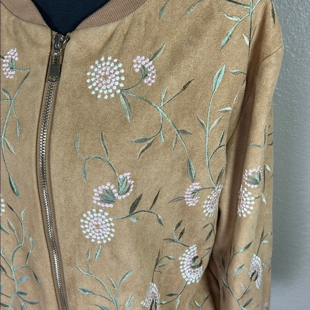 Embroidered Suede Look Jacket Tan Floral Western Boho Moto Style Large - Picture 2 of 6